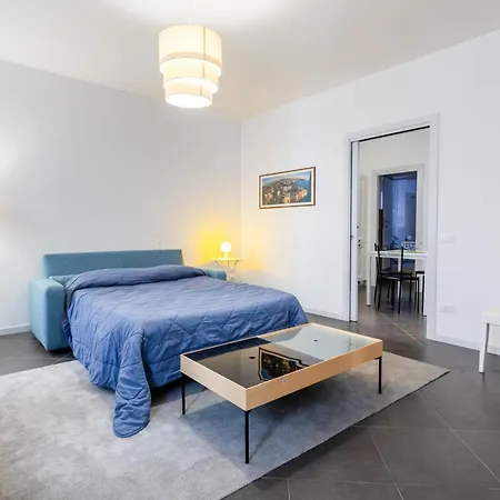 Guesthost - Castello Con Vista Sul Canale X6 شقة *