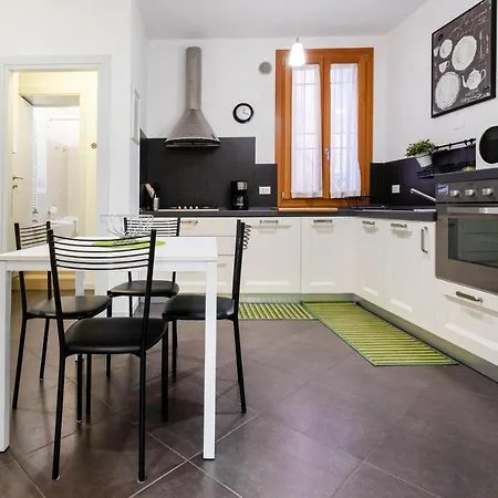 Guesthost - Castello Con Vista Sul Canale X6 البندقية